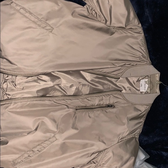 Men’s Beige Bomber Jacket - Picture 4 of 4